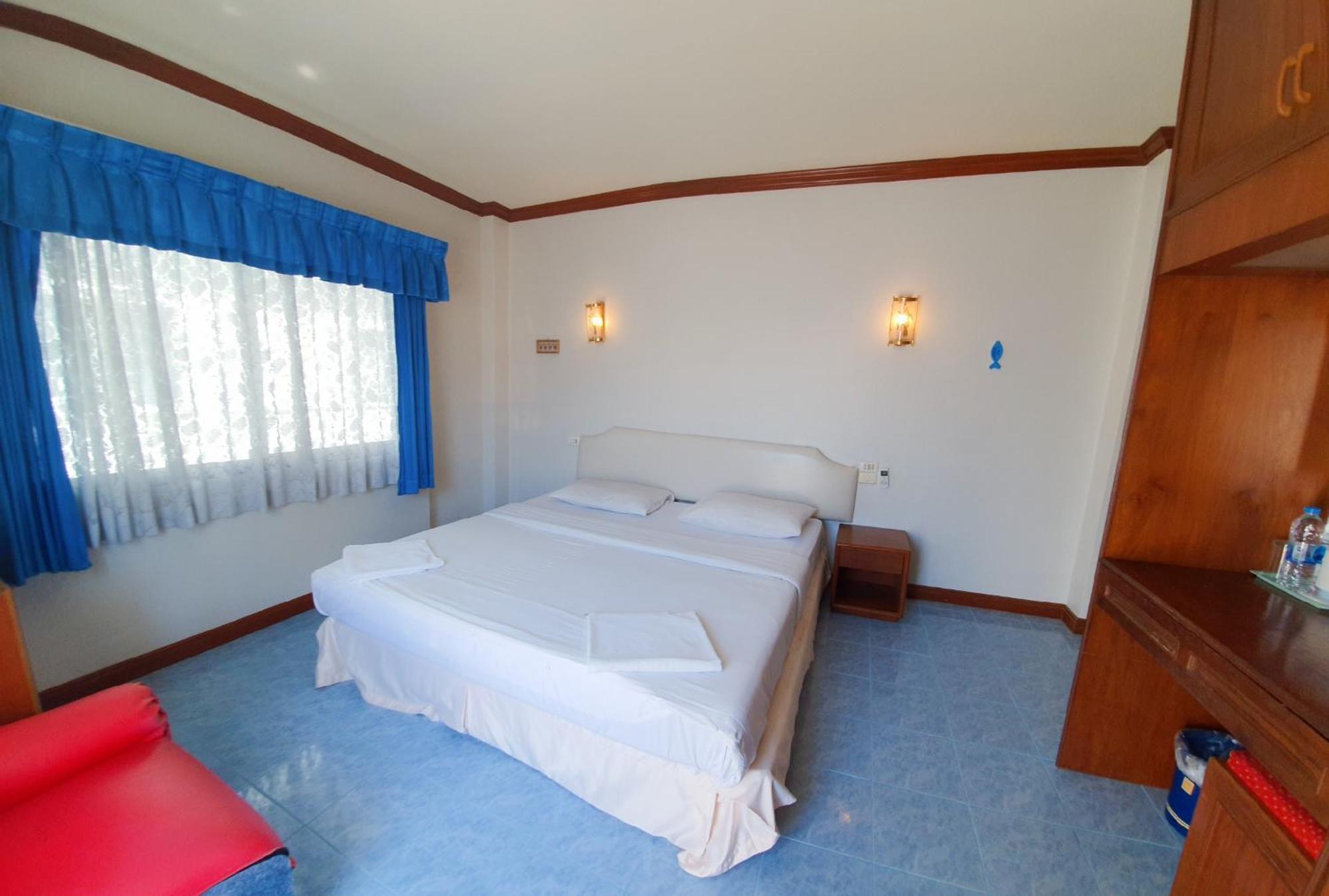 Break Point Hotel Patong Exterior foto