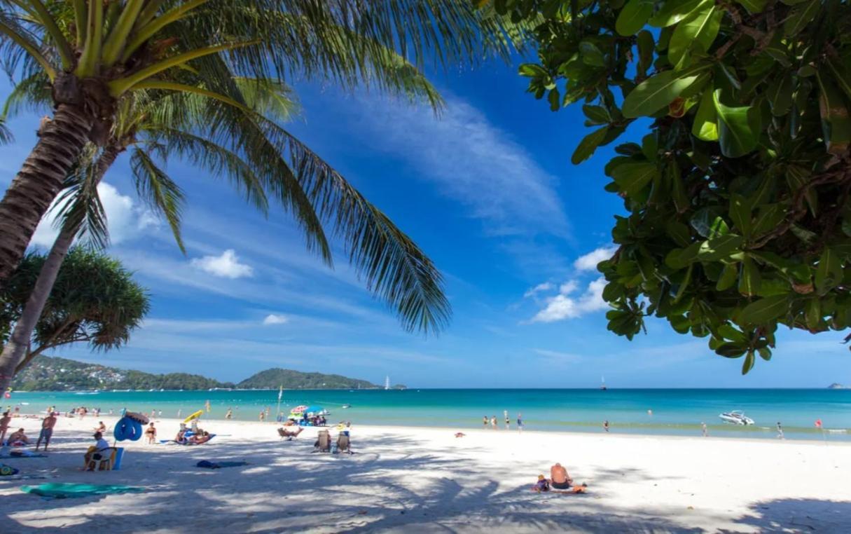 Break Point Hotel Patong Exterior foto