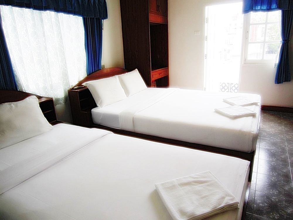 Break Point Hotel Patong Exterior foto